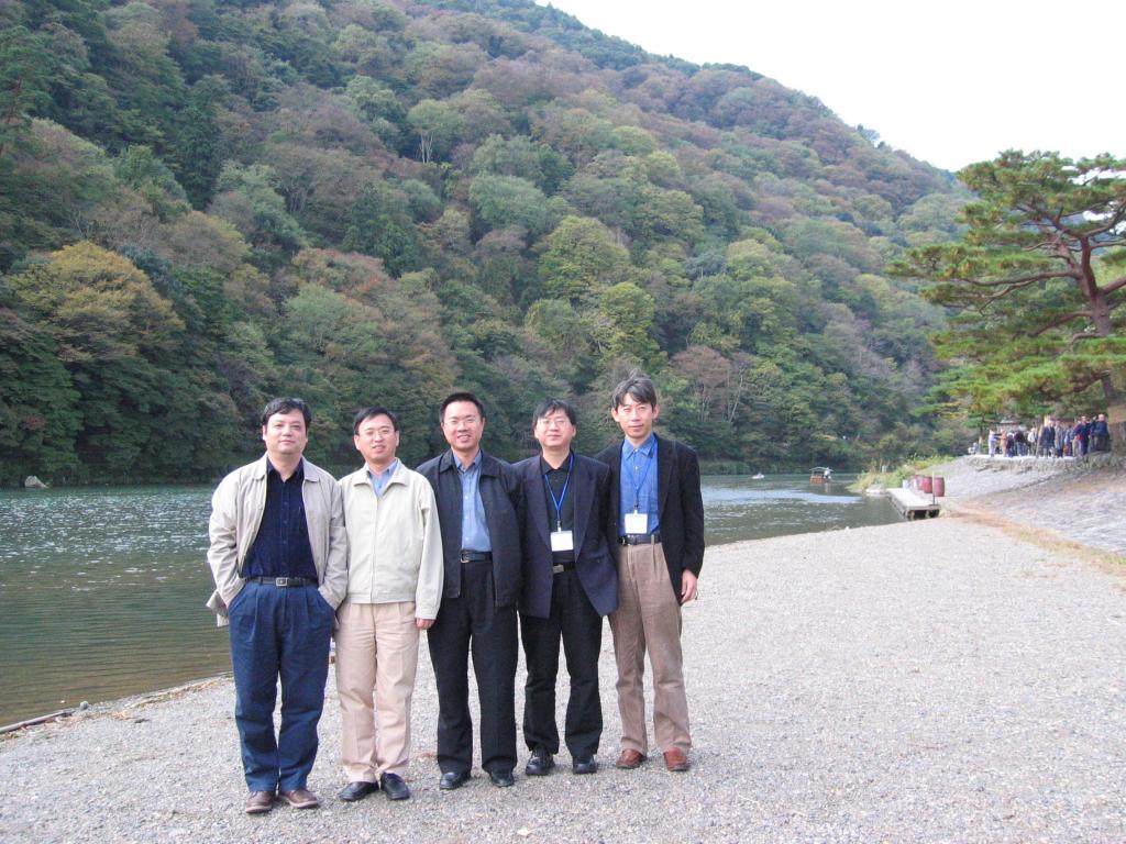 IMG_0011_small.jpg 143.4K